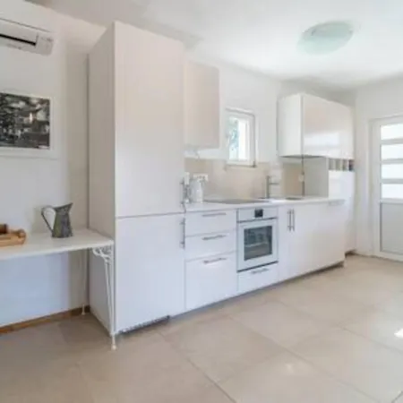 Villa Ameli Milna (Brac)