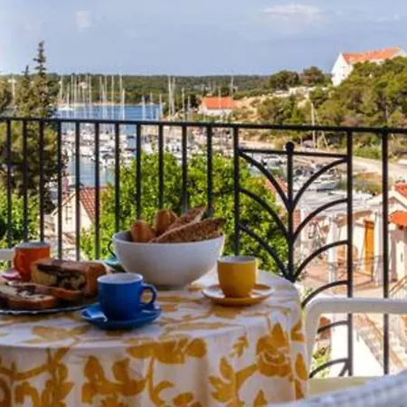 Ameli * Milna (Brac)
